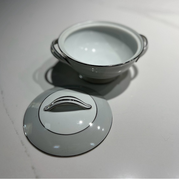 Noritake China, Grayburn Pattern, Sugar and Creamer Set - Picture 2 of 3